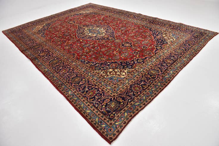 Detail image of 290cm x 405cm Hand Knotted Kashan Persian Wool Rug