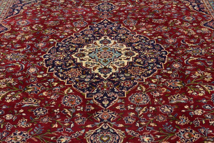 Detail image of 9' 8 x 13' Hand Knotted Kashan Persian Wool Rug
