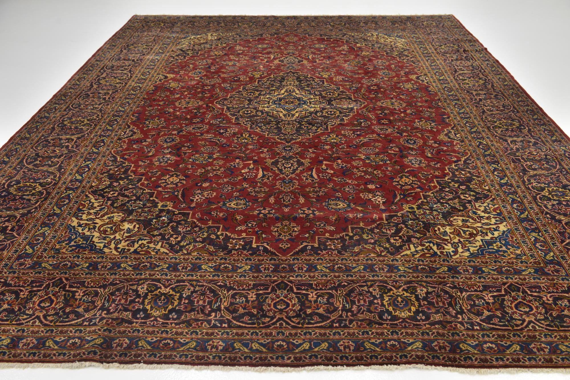 9' 7 x 12' 10 Hand Knotted Kashan Persian Wool Rug