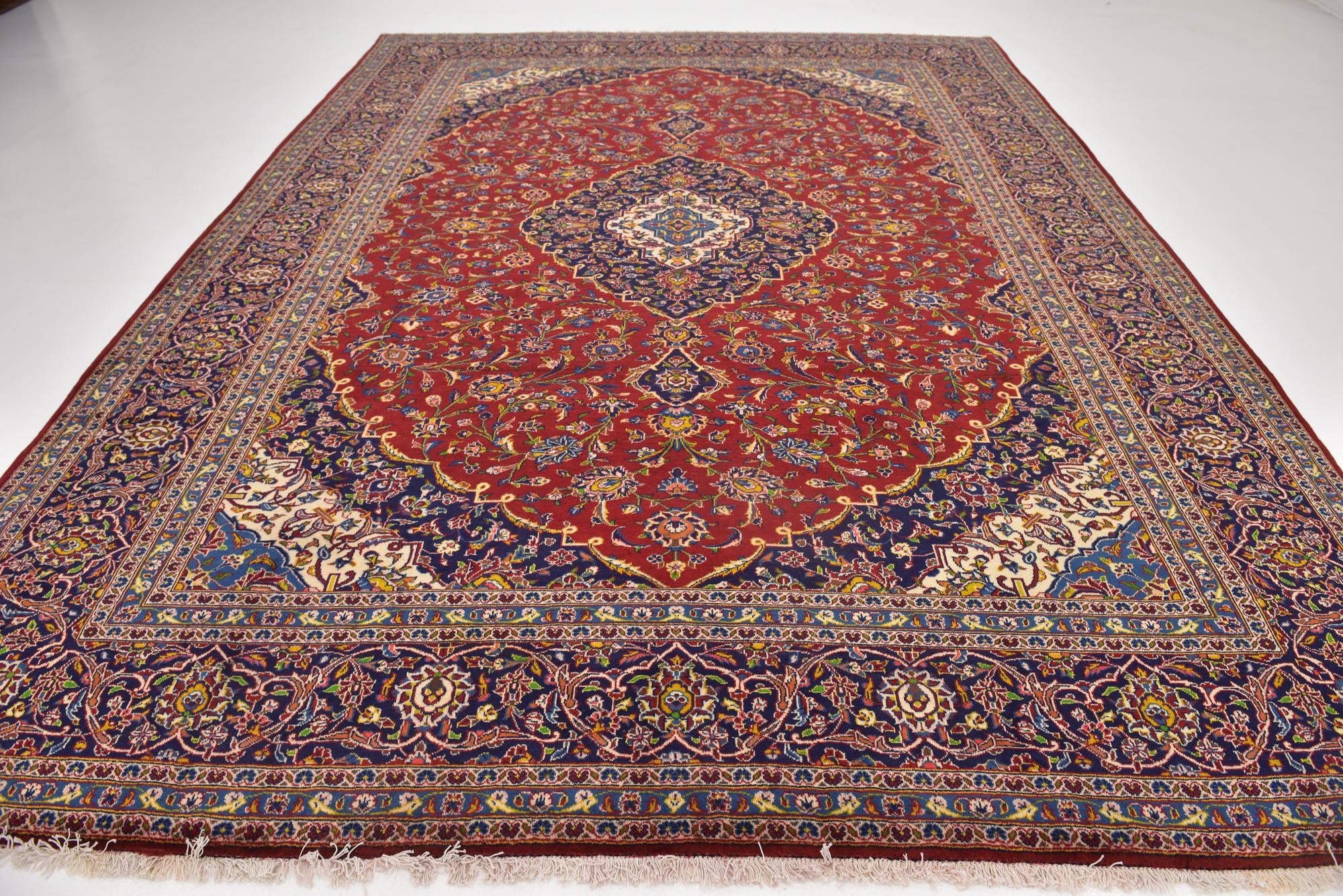 9' 7 x 13' Hand Knotted Kashan Persian Wool Rug