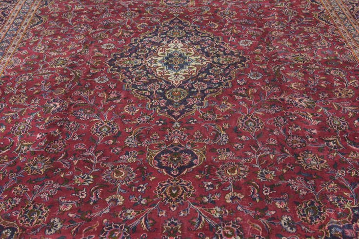 Detail image of 9' 8 x 12' 4 Hand Knotted Kashan Persian Wool Rug