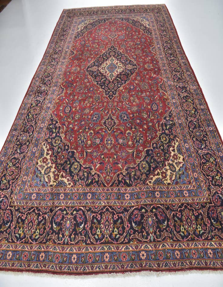 Detail image of 9' 7 x 13' 2 Hand Knotted Kashan Persian Wool Rug
