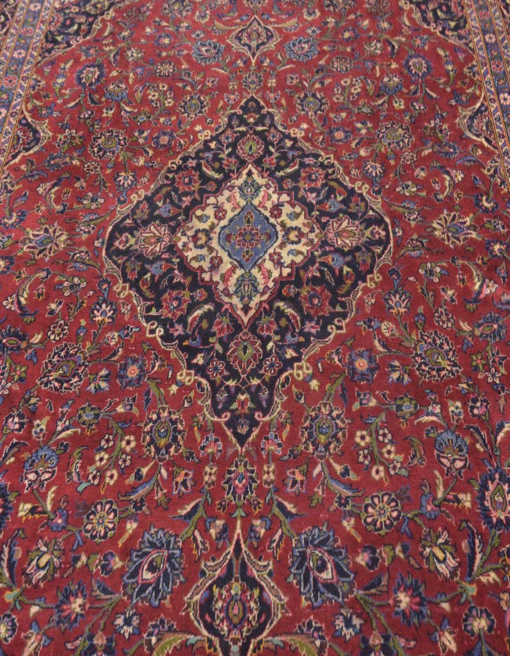 Detail image of 9' 7 x 13' 2 Hand Knotted Kashan Persian Wool Rug
