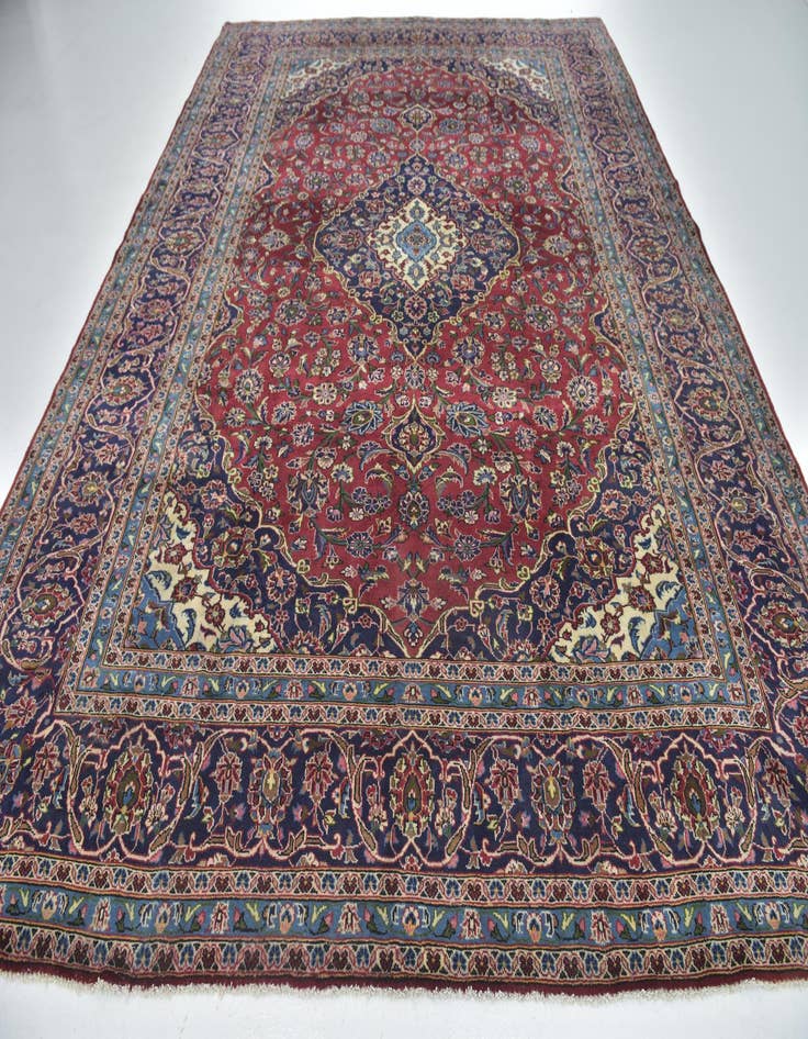 Detail image of 9' 10 x 12' 10 Hand Knotted Kashan Persian Wool Rug