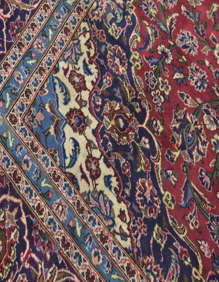 Detail image of 9' 10 x 12' 10 Hand Knotted Kashan Persian Wool Rug