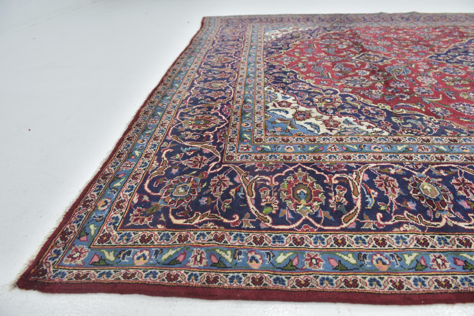 9' 10 x 12' 10 Hand Knotted Kashan Persian Wool Rug