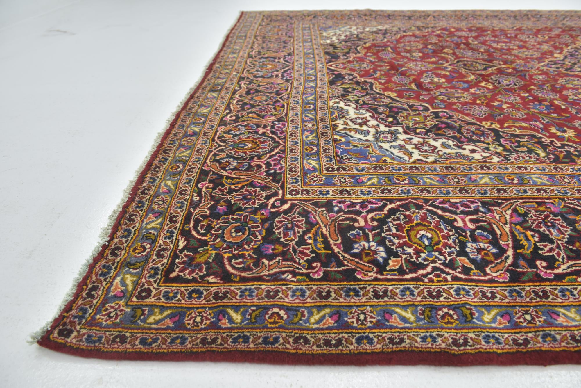 9' 9 x 13' Hand Knotted Kashan Persian Wool Rug