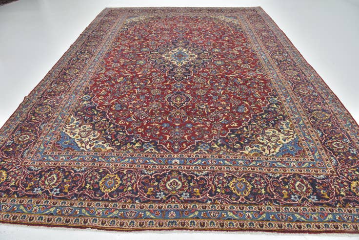 Detail image of 9' 7 x 13' 4 Hand Knotted Kashan Persian Wool Rug