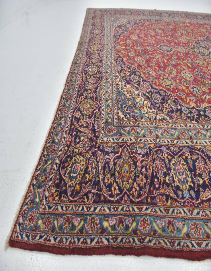 Detail image of 9' 10 x 13' 3  Hand Knotted Kashan Persian Wool Rug