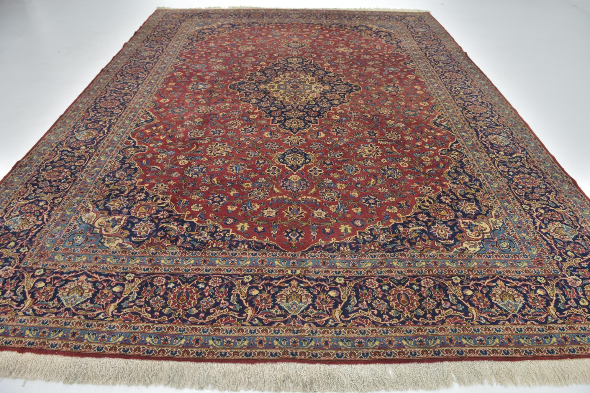 9' 10 x 12' 10 Hand Knotted Kashan Persian Wool Rug
