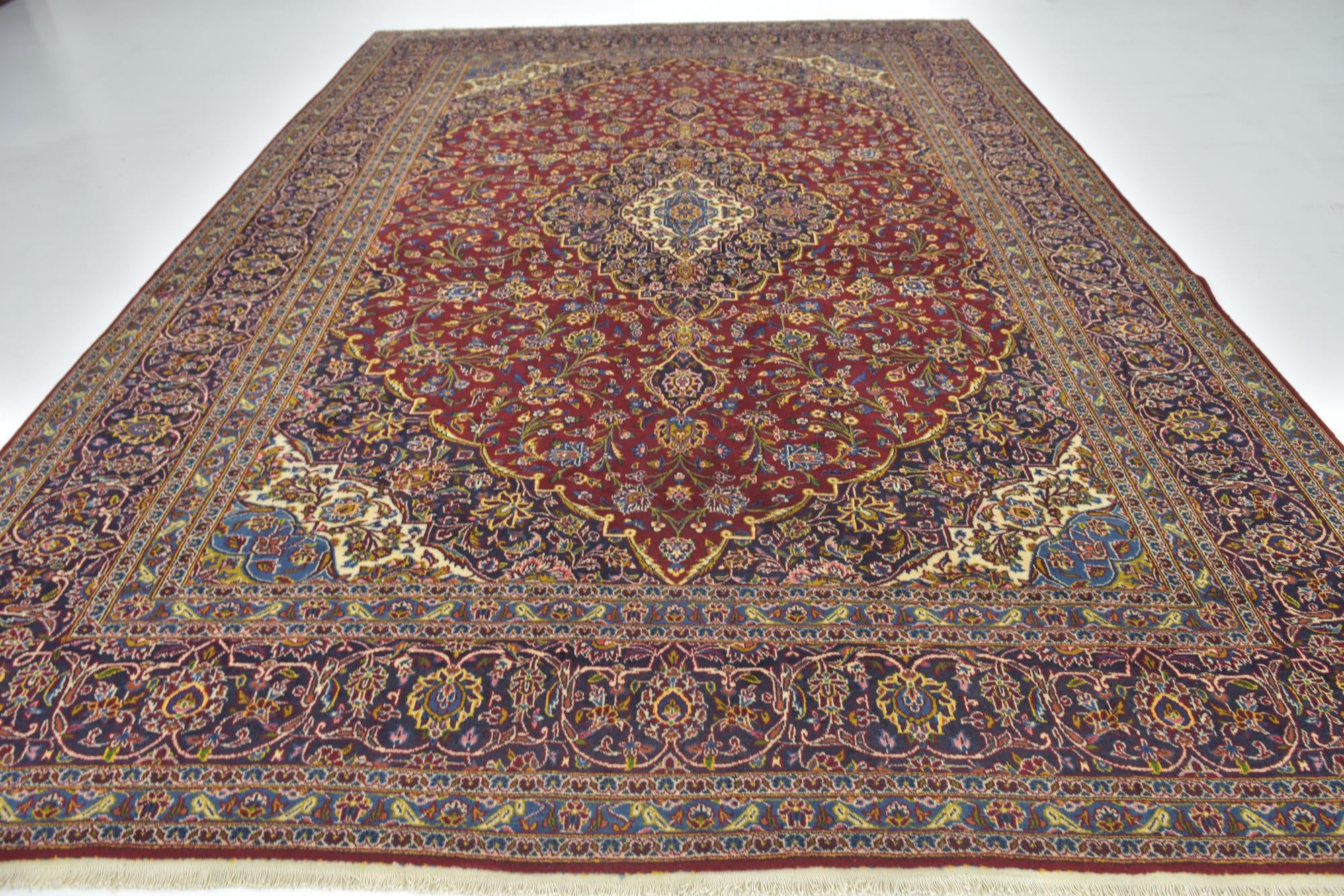 9' 6 x 13' 5 Hand Knotted Kashan Persian Wool Rug