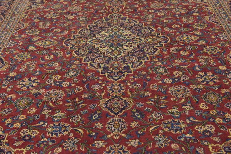 Detail image of 9' 10 x 13' 3 Hand Knotted Kashan Persian Wool Rug