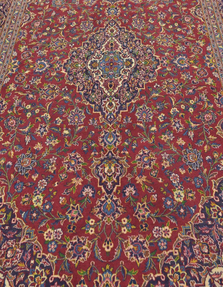 Detail image of 9' 8 x 12' 9  Hand Knotted Kashan Persian Wool Rug