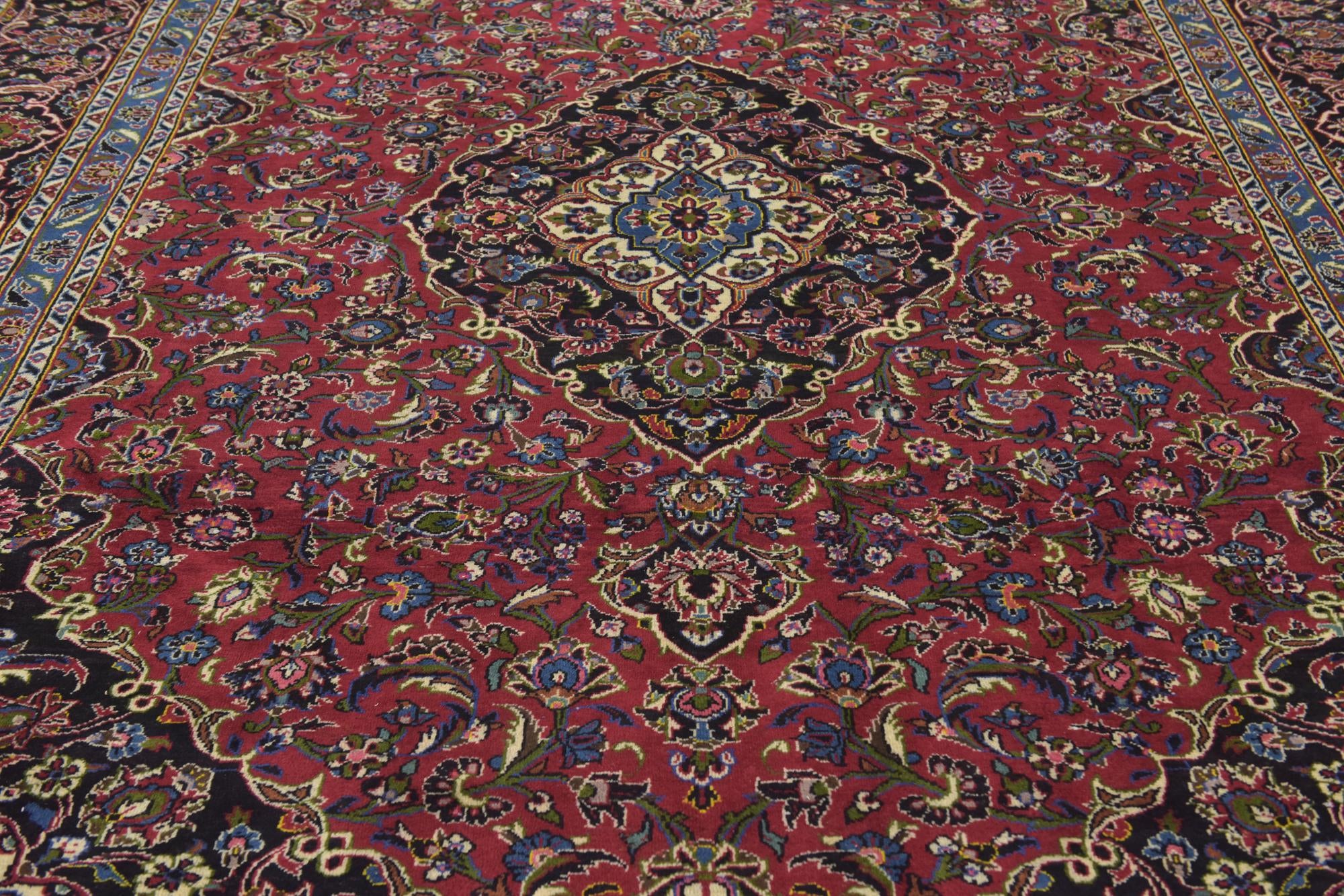 9' 9 x 13' Hand Knotted Kashan Persian Wool Rug