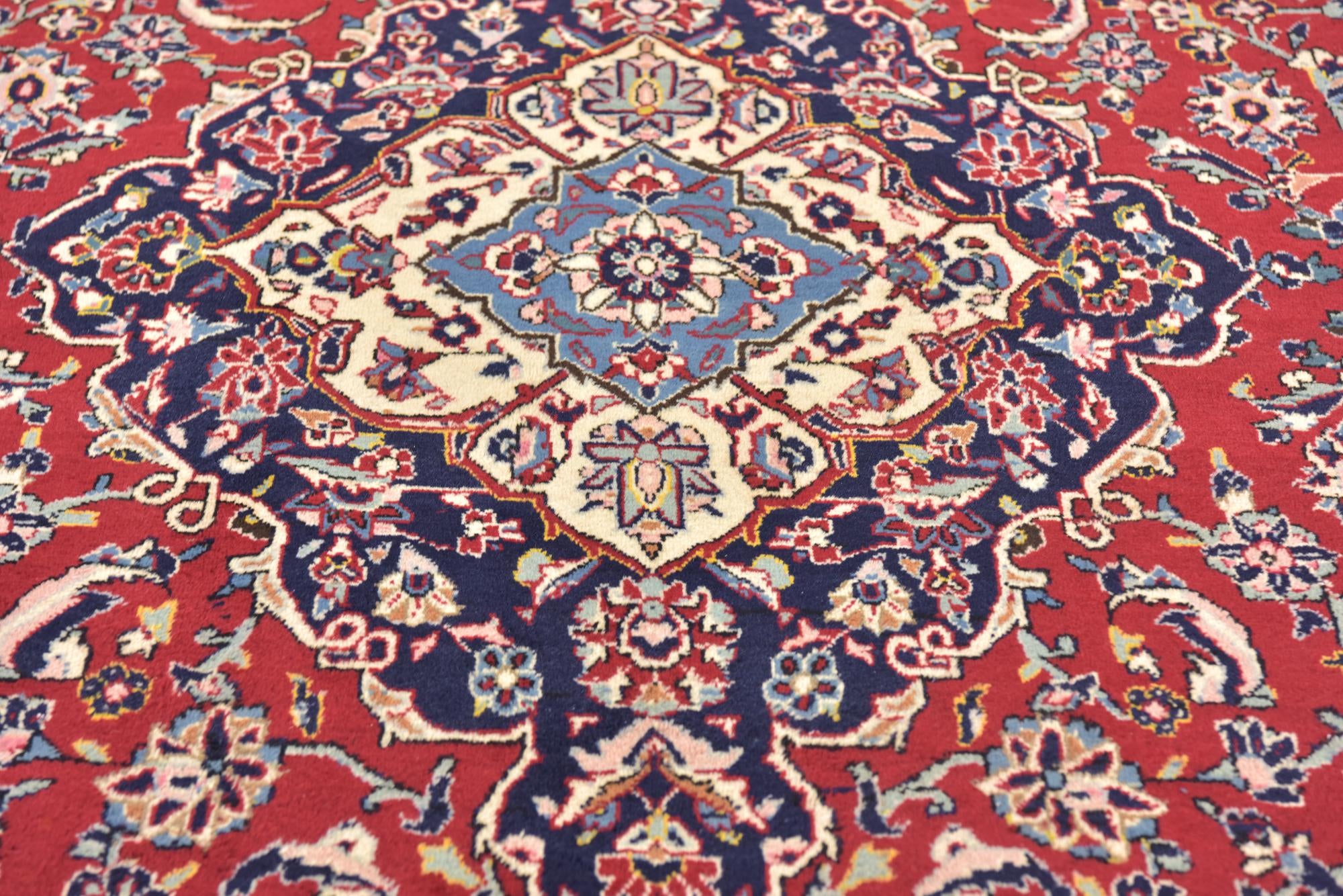 9' 9 x 13' Hand Knotted Kashan Persian Wool Rug