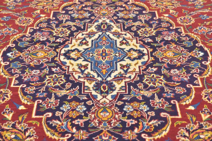 Detail image of 9' 8 x 13' 9 Hand Knotted Kashan Persian Wool Rug