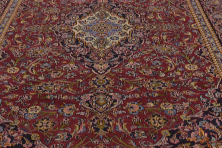 Detail image of 8' 7 x 12' 3 Hand Knotted Kashan Persian Wool Rug