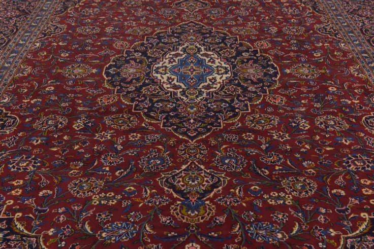 Detail image of 9' 10 x 14' 4 Hand Knotted Kashan Persian Wool Rug