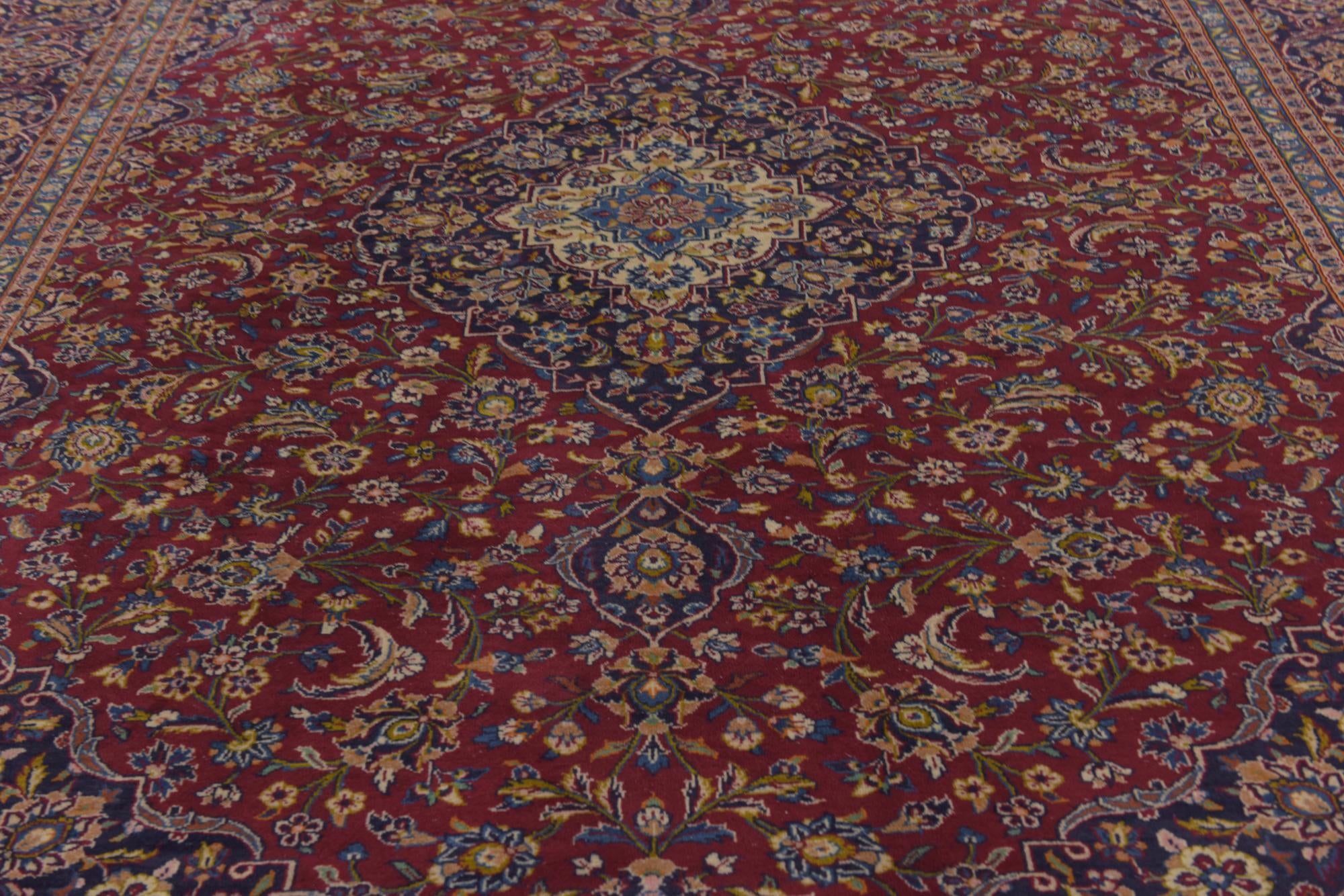 9' 9 x 13' 2 Hand Knotted Kashan Persian Wool Rug