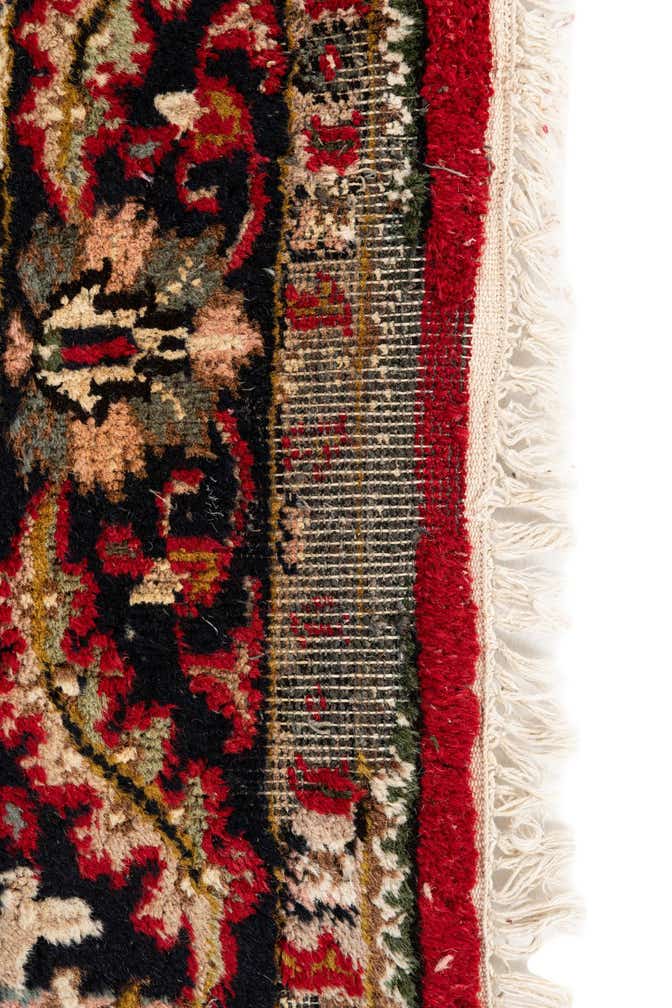 5' 7 x 8' 5 Hand Knotted Kashan Wool Rug