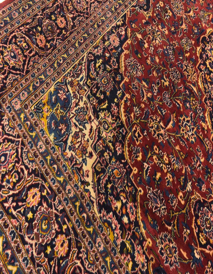 Detail image of 9' 10 x 12' 8 Hand Knotted Kashan Persian Wool Rug