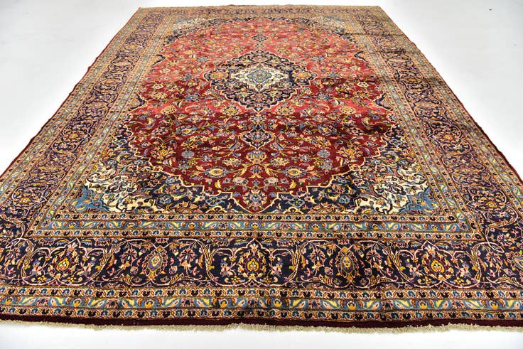 Detail image of 9' 9 x 13' Hand Knotted Kashan Persian Wool Rug