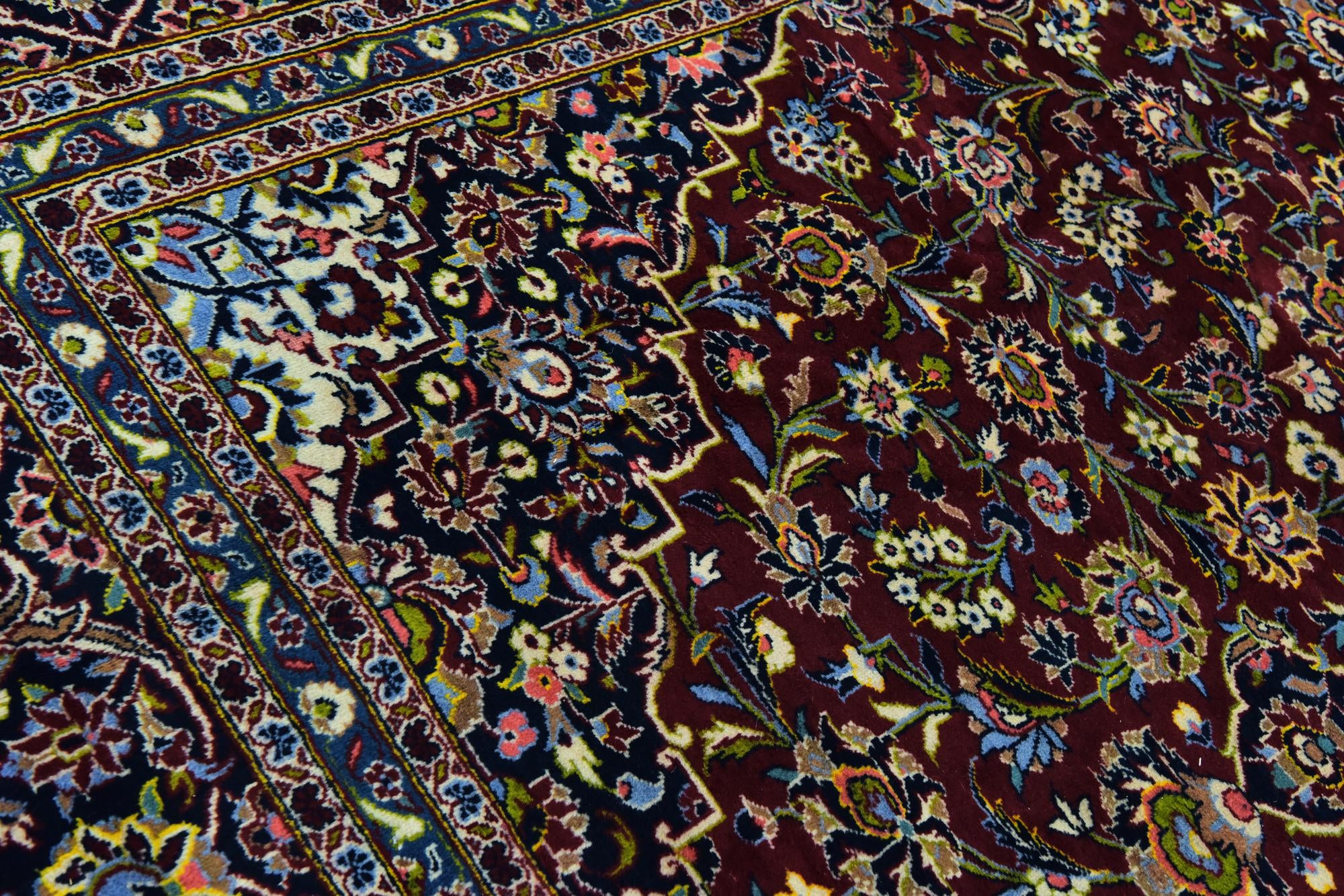 9' 8 x 12' 10 Hand Knotted Kashan Persian Wool Rug