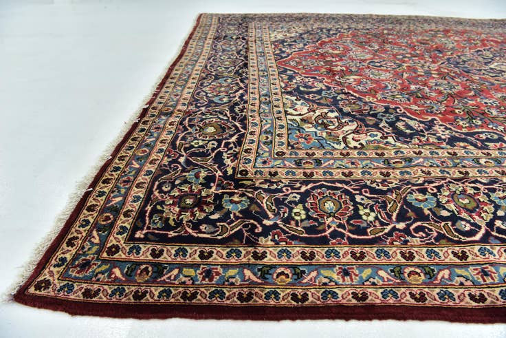 Detail image of 9' 8 x 13' Hand Knotted Kashan Persian Wool Rug