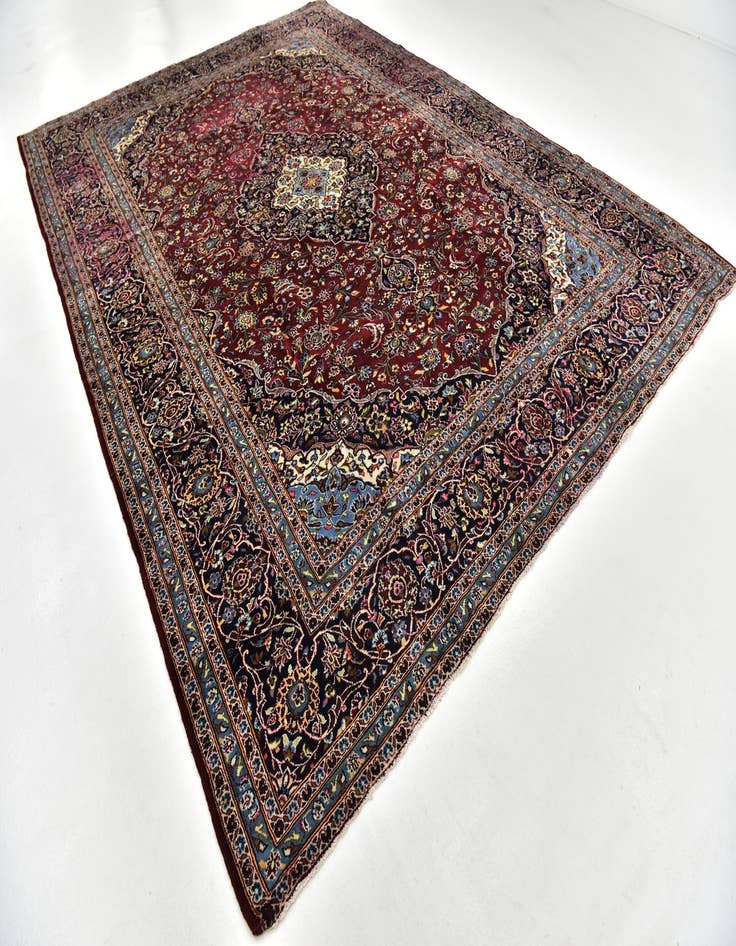 Detail image of 9' 8 x 13' 5 Hand Knotted Kashan Persian Wool Rug