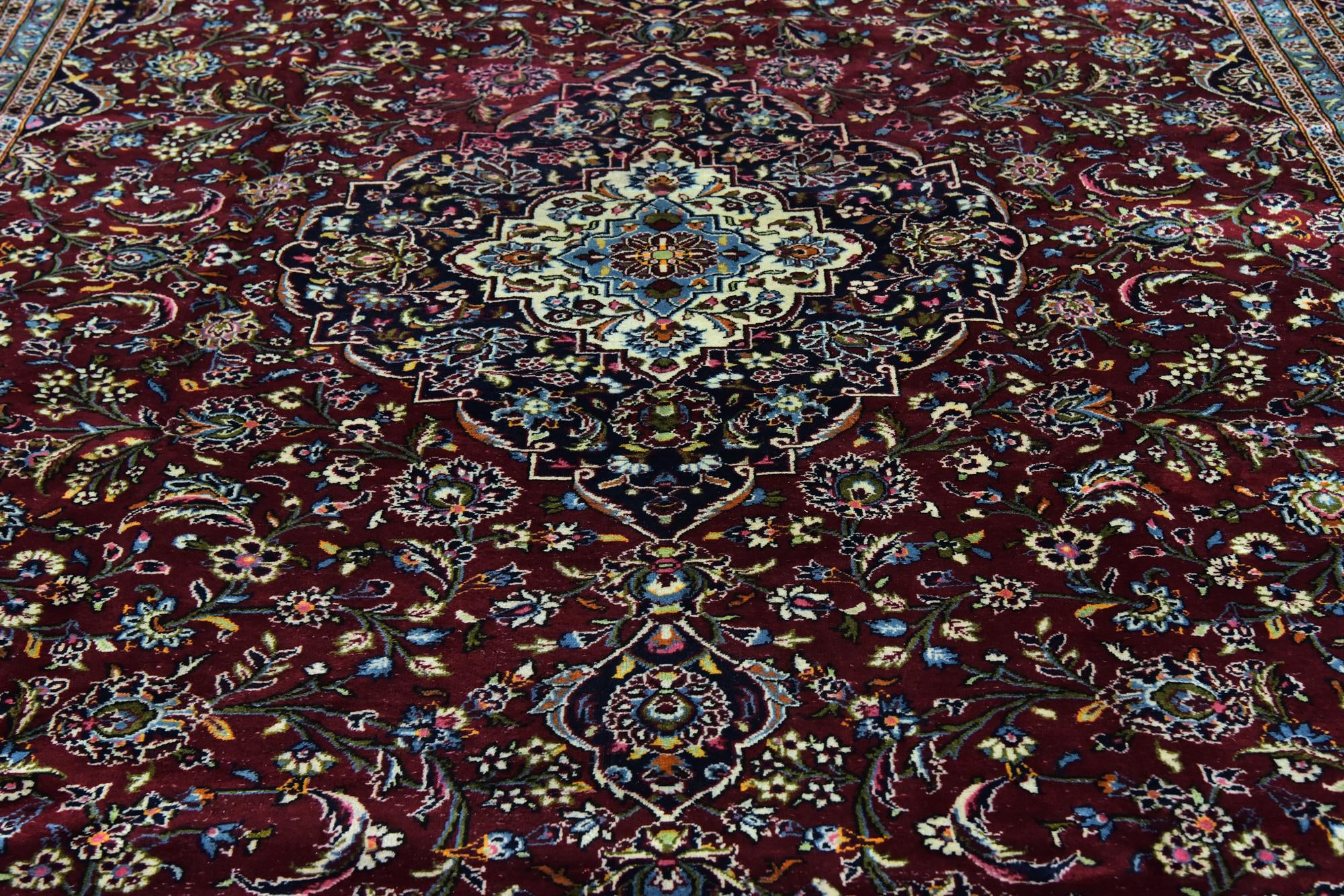 9' 8 x 13' 5 Hand Knotted Kashan Persian Wool Rug