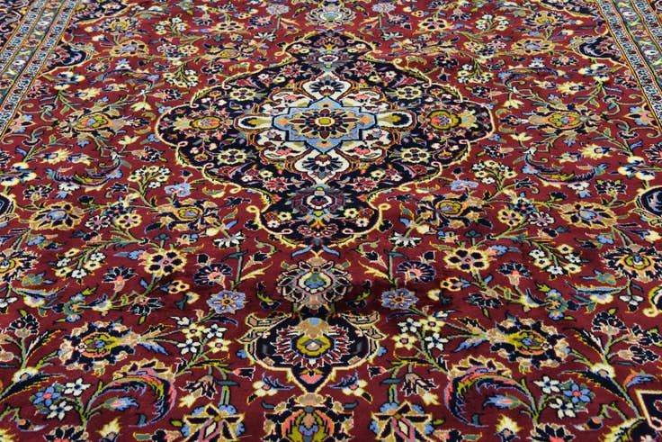 Detail image of 9' 7 x 13' Hand Knotted Kashan Persian Wool Rug