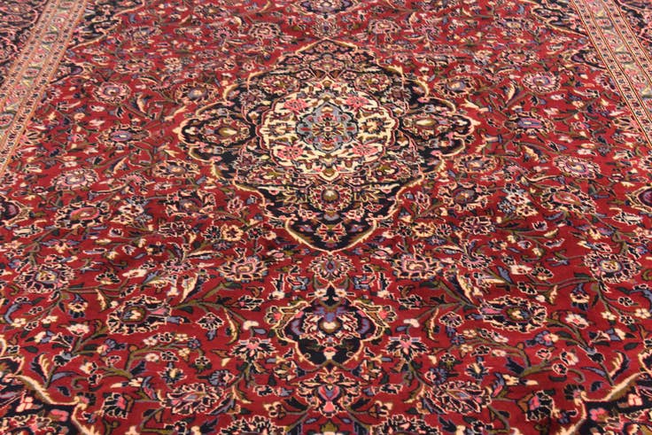 Detail image of 9' 9 x 13' 5 Hand Knotted Kashan Persian Wool Rug
