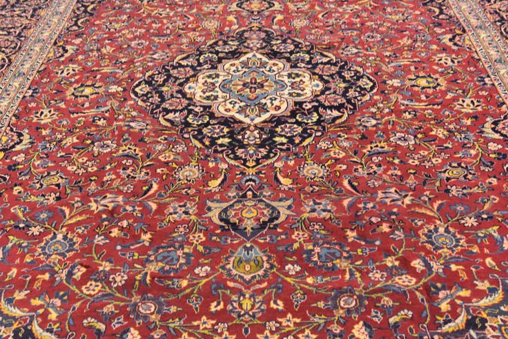 Detail image of 9' 7 x 12' 10 Hand Knotted Kashan Persian Wool Rug