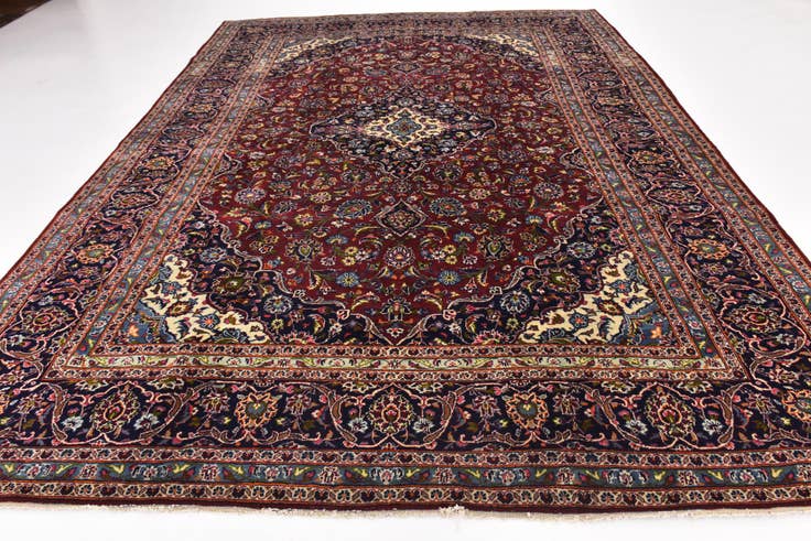 Detail image of 9' 8 x 13' 4 Hand Knotted Kashan Persian Wool Rug