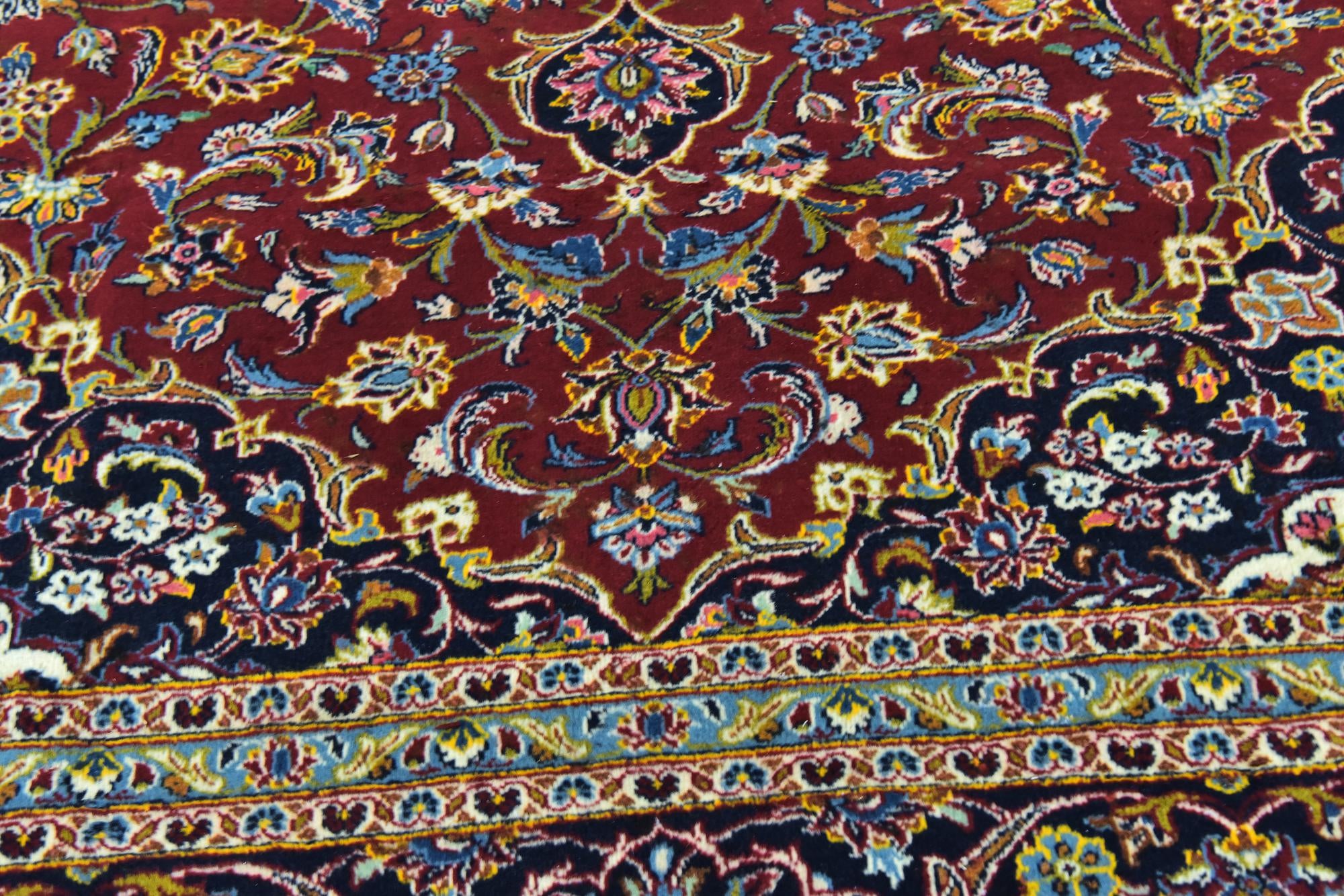 9' 9 x 13' Hand Knotted Kashan Persian Wool Rug