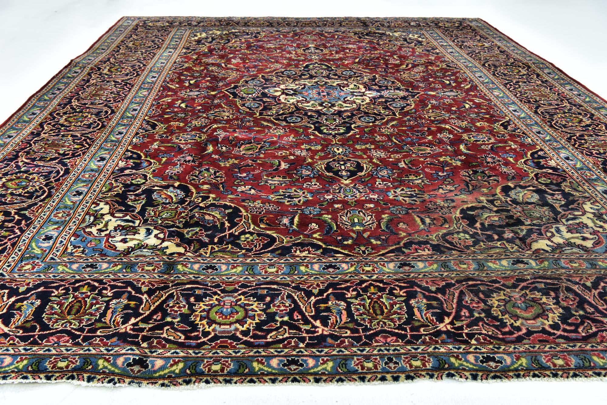 9' 7 x 12' 7 Hand Knotted Kashan Persian Wool Rug