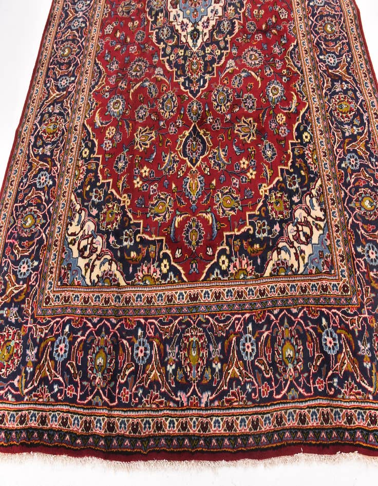 Detail image of 8' x 11' 4 Hand Knotted Kashan Persian Wool Rug