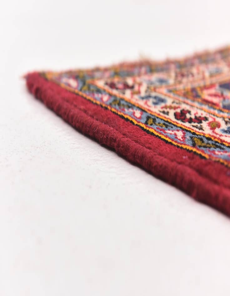 Detail image of 8' x 11' 4 Hand Knotted Kashan Persian Wool Rug