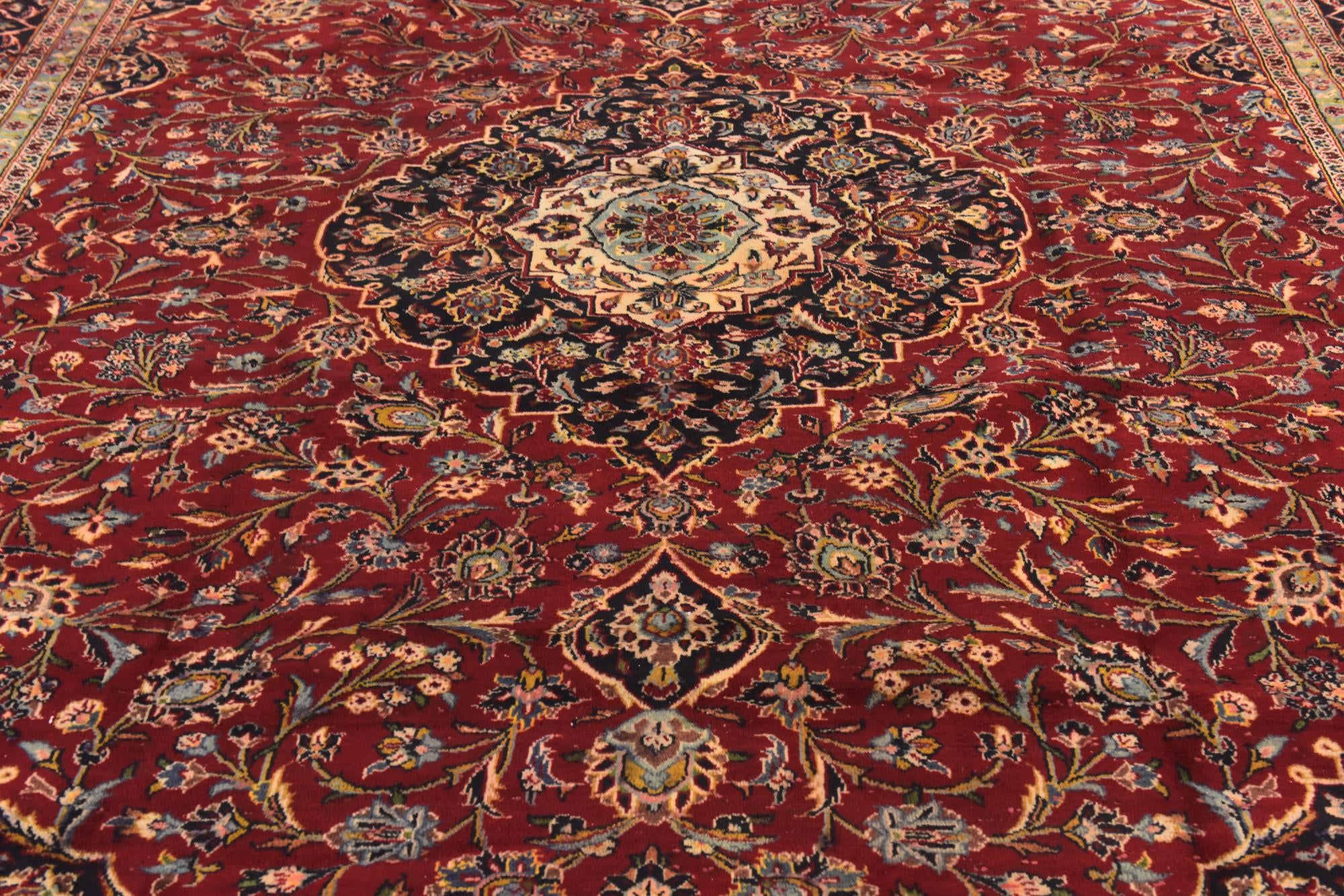 9' 9 x 13' 4 Hand Knotted Kashan Persian Wool Rug