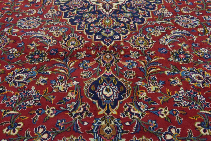 Detail image of 9' 8 x 13' Hand Knotted Kashan Persian Wool Rug