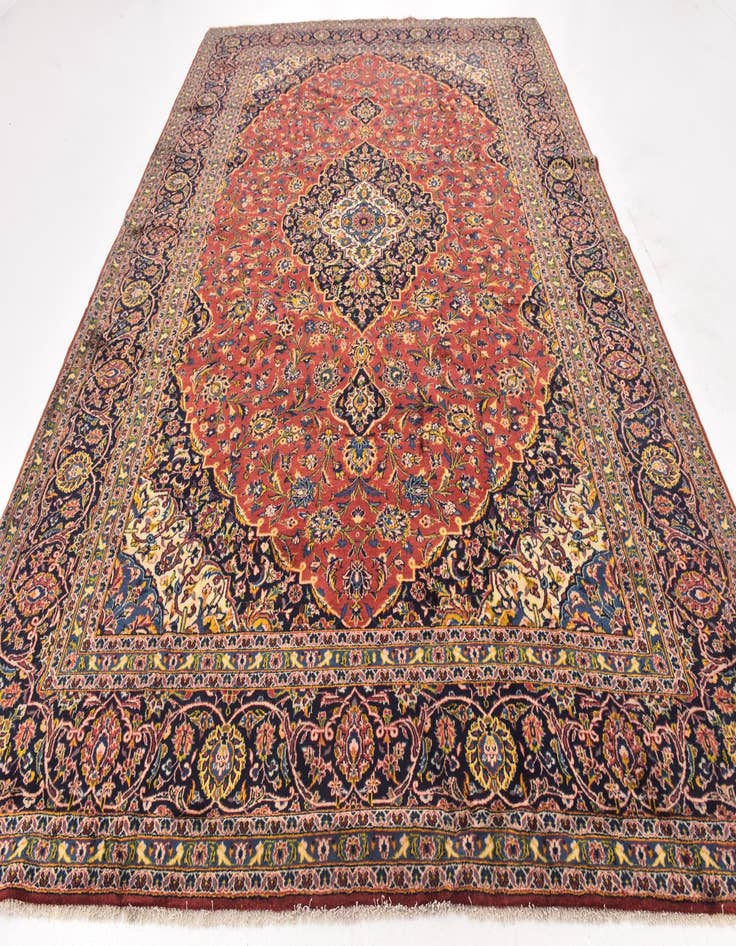 Detail image of 9' 10 x 13' 7 Hand Knotted Kashan Persian Wool Rug