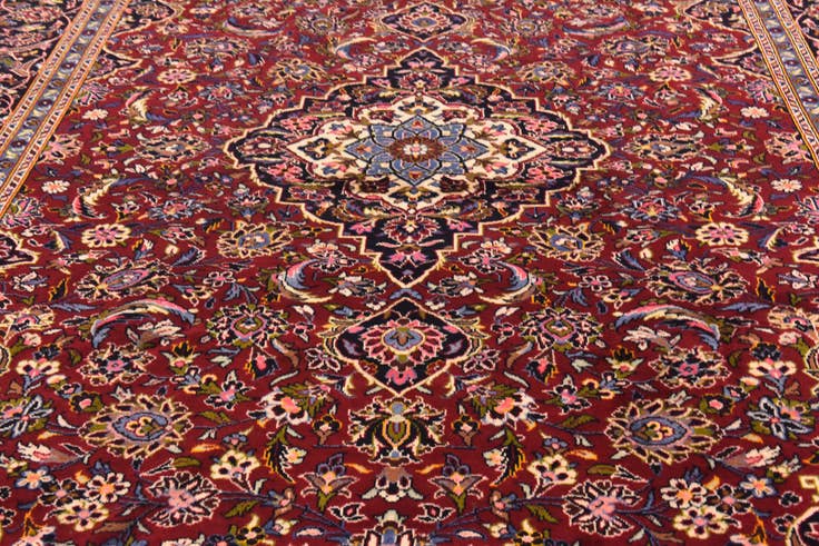 Detail image of 9' 6 x 13' Hand Knotted Kashan Persian Wool Rug