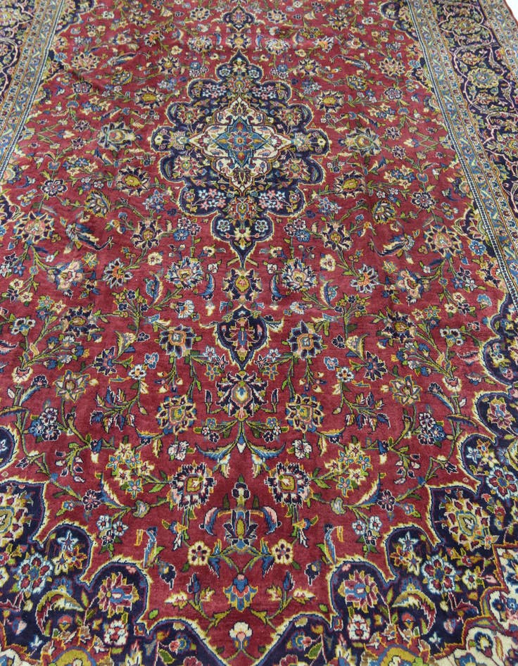 Detail image of 9' 10 x 13' 3  Hand Knotted Kashan Persian Wool Rug