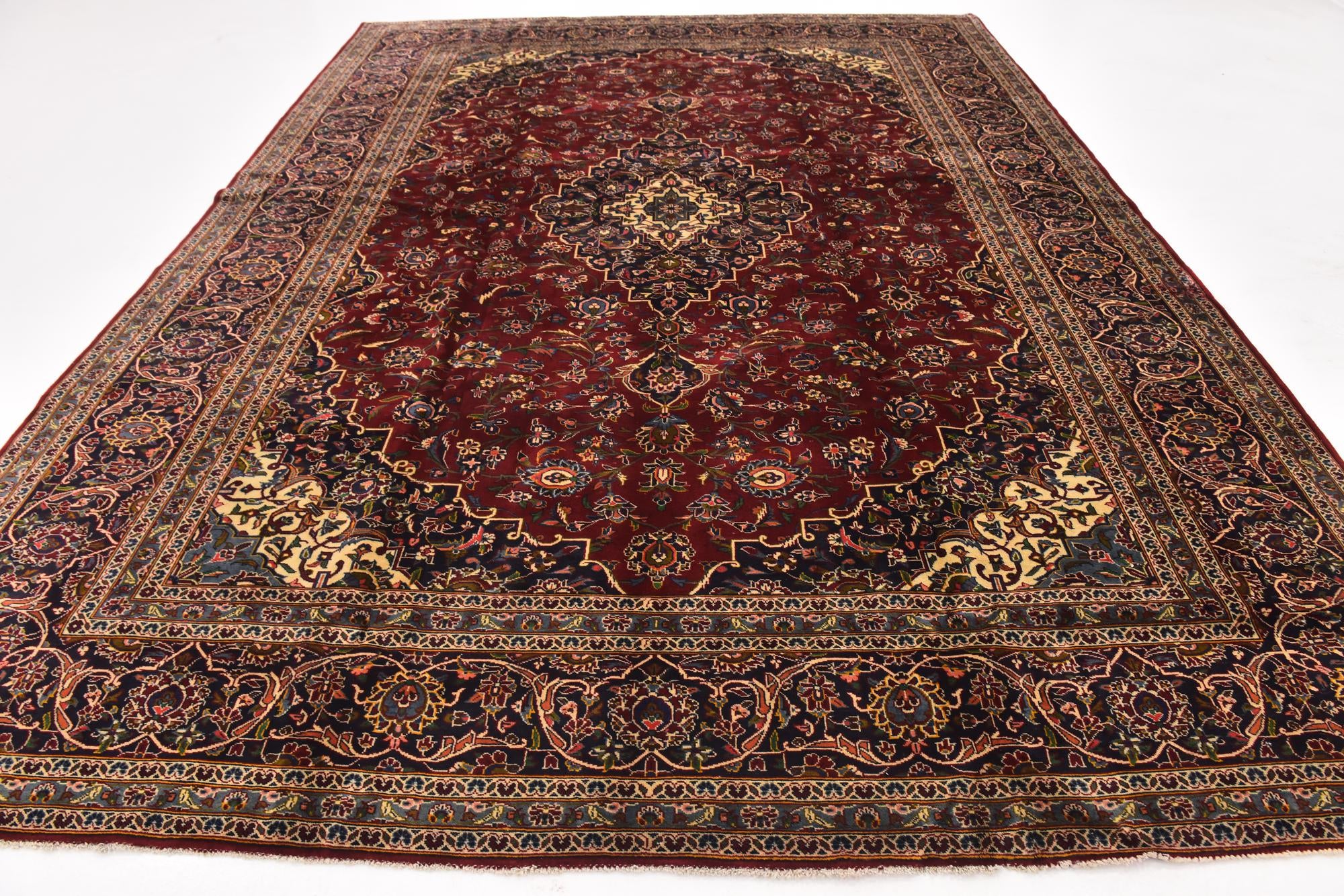 9' 7 x 13' 2 Hand Knotted Kashan Persian Wool Rug