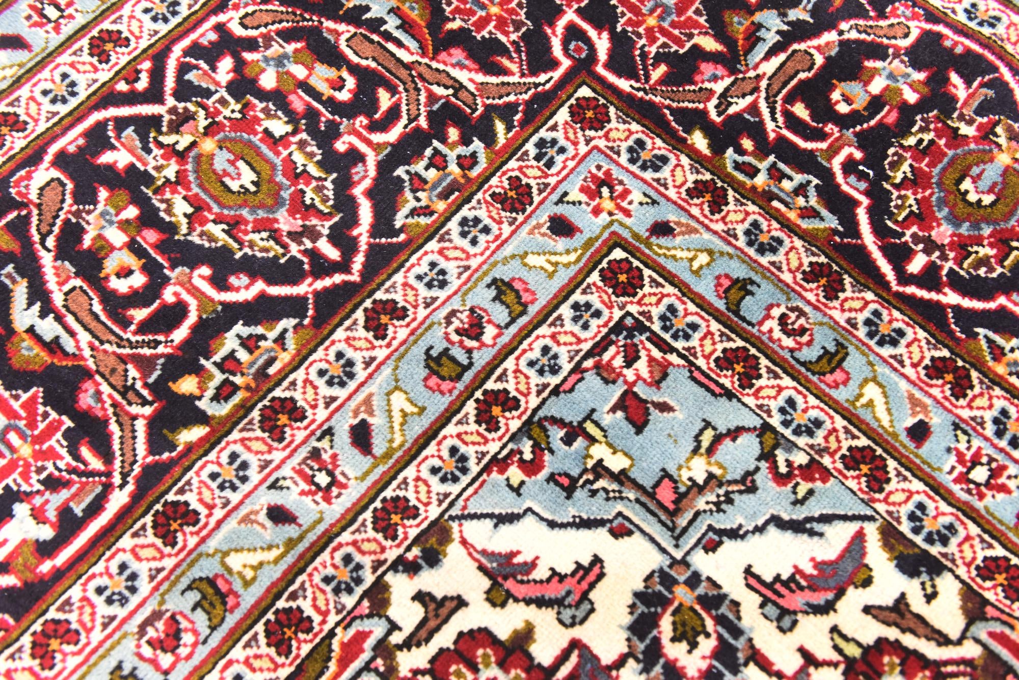 9' 8 x 12' 9 Hand Knotted Kashan Persian Wool Rug