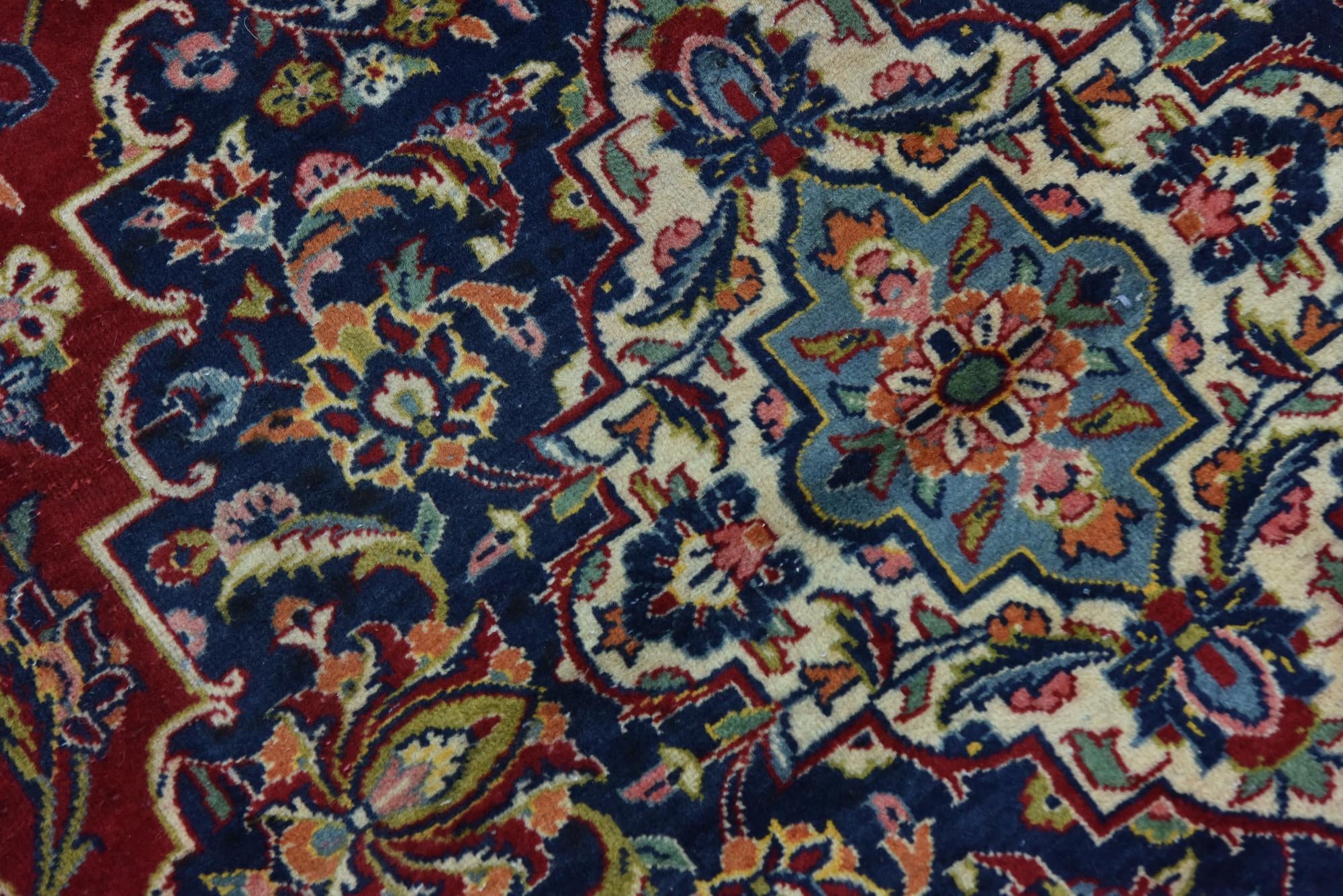 9' 9 x 13' 2 Hand Knotted Kashan Persian Wool Rug