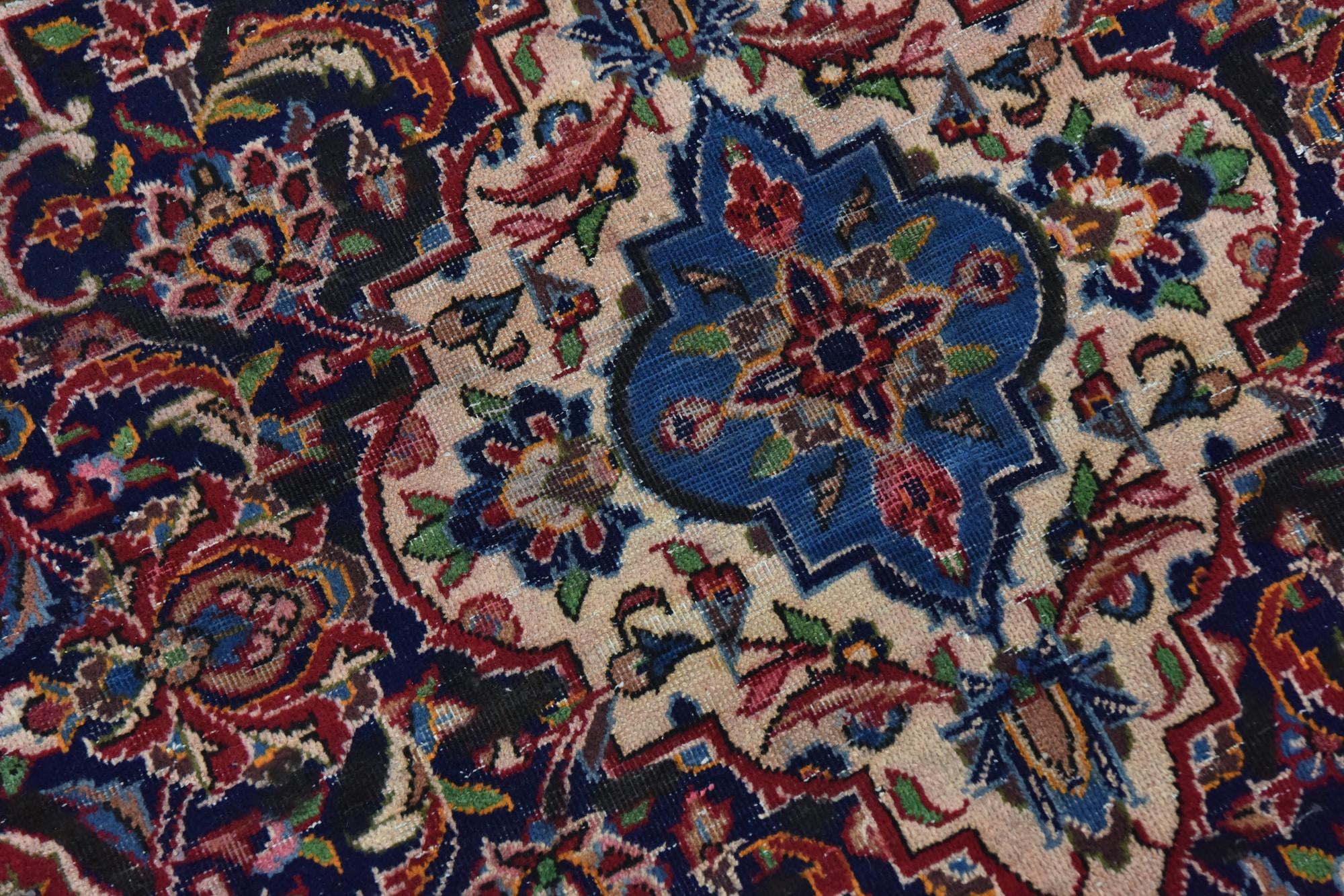 9' 7 x 13' Hand Knotted Kashan Persian Wool Rug