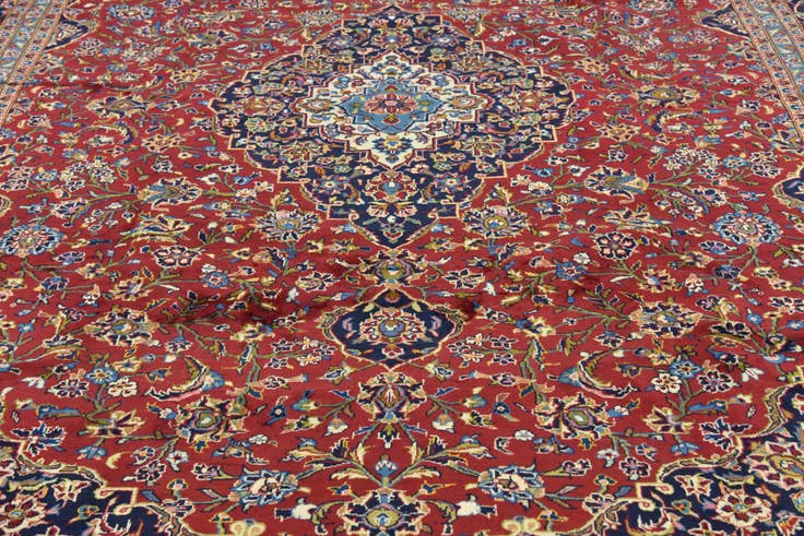 Detail image of 9' 8 x 13' 3 Hand Knotted Kashan Persian Wool Rug
