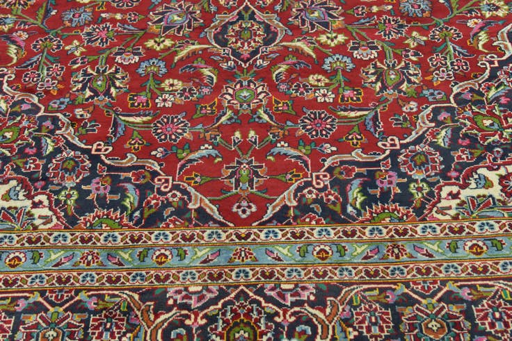 Detail image of 9' 10 x 13' 5 Hand Knotted Kashan Persian Wool Rug