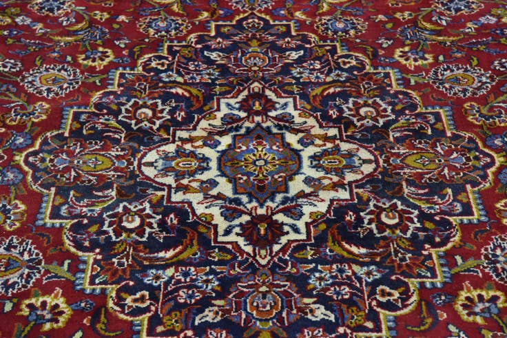 Detail image of 9' 6 x 13' 9 Hand Knotted Kashan Persian Wool Rug